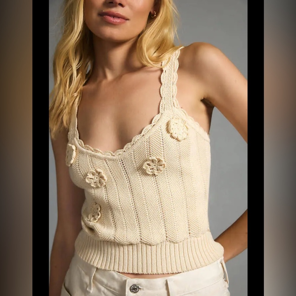 Paige mana crochet‎ rosette tank top size medium NWT